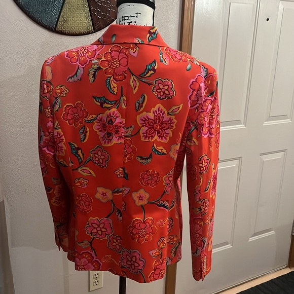 Jones New York Signature single breasted fully lined jacked. - Picture 2 of 9